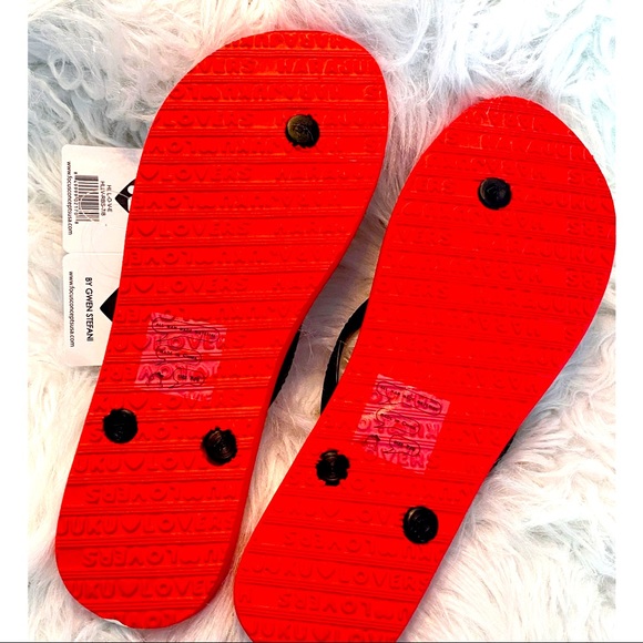 GWEN STEFANI HARAJUKU LOVERS SANDALS - Picture 3 of 3